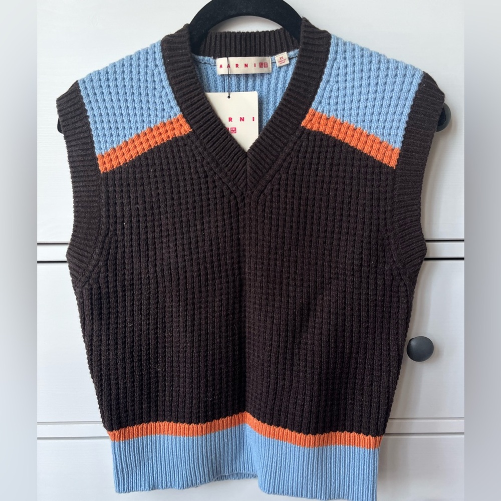 Marni Uniqlo NWT XS Knit Vest
